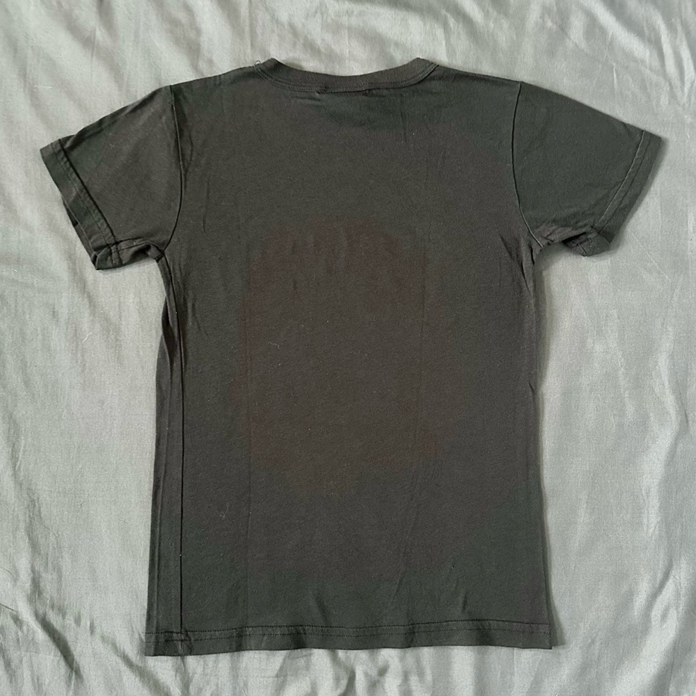 Junk Food Poison World Tour Graphic Band Tee Foil Logo Y2K Urban Outfitters - Picture 5 of 5